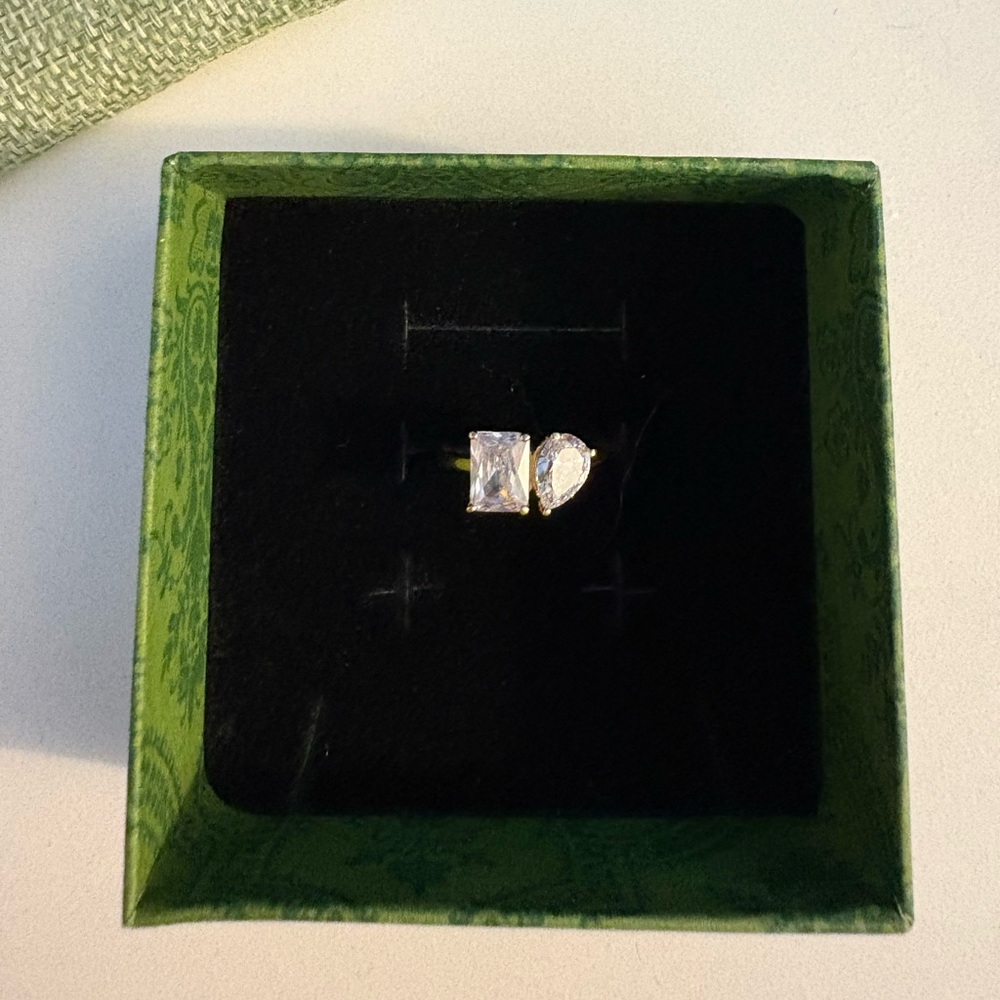 14k Solid Yellow Gold Ring